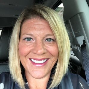 Meet your Posher, Deanna